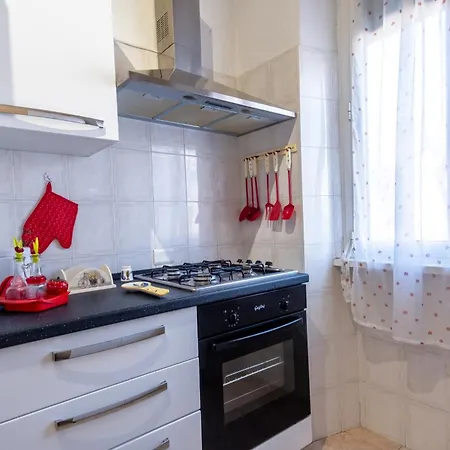 Artstay Ac Near Metro, Fiumicino Airport *