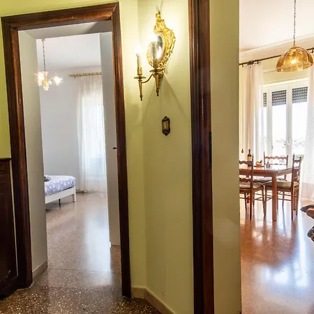 Artstay Ac Near Metro, Fiumicino Airport * Rome