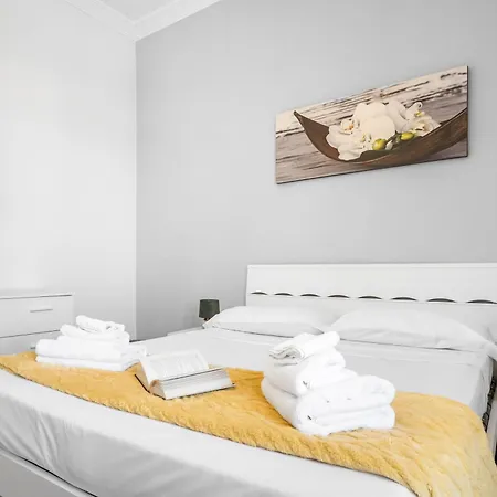 Artstay Ac Near Metro, Fiumicino Airport Apartman Róma