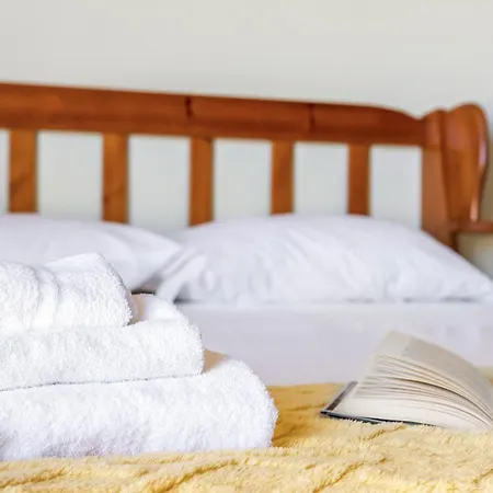 Artstay Ac Near Metro, Fiumicino Airport *