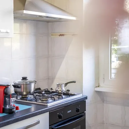 Apartman Artstay Ac Near Metro, Fiumicino Airport *