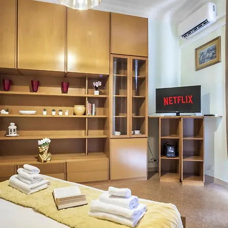 Apartment Artstay Ac Near Metro, Fiumicino Airport *